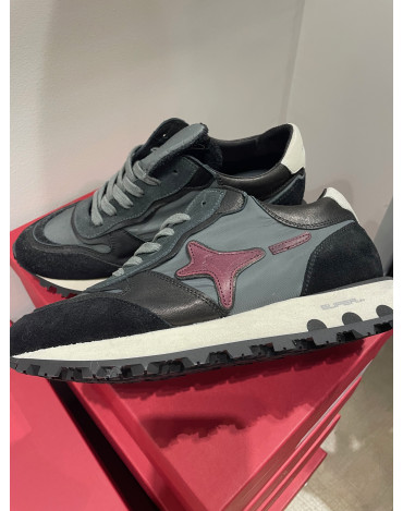 Zapatilla gris Ama Brand 2