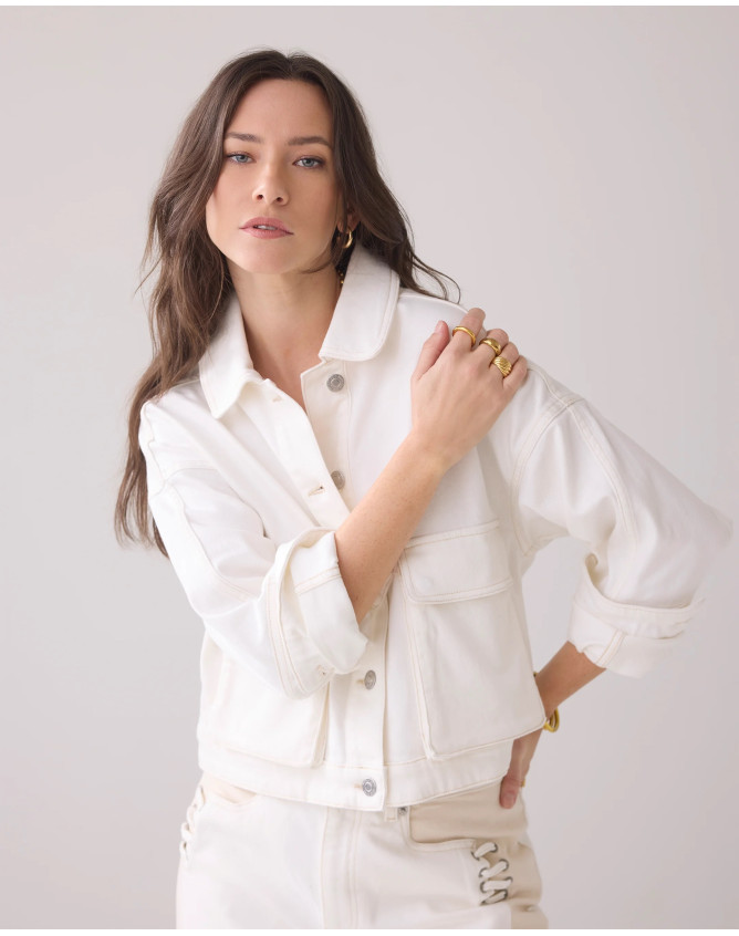 Cazadora vaquera blanca cuadrada...