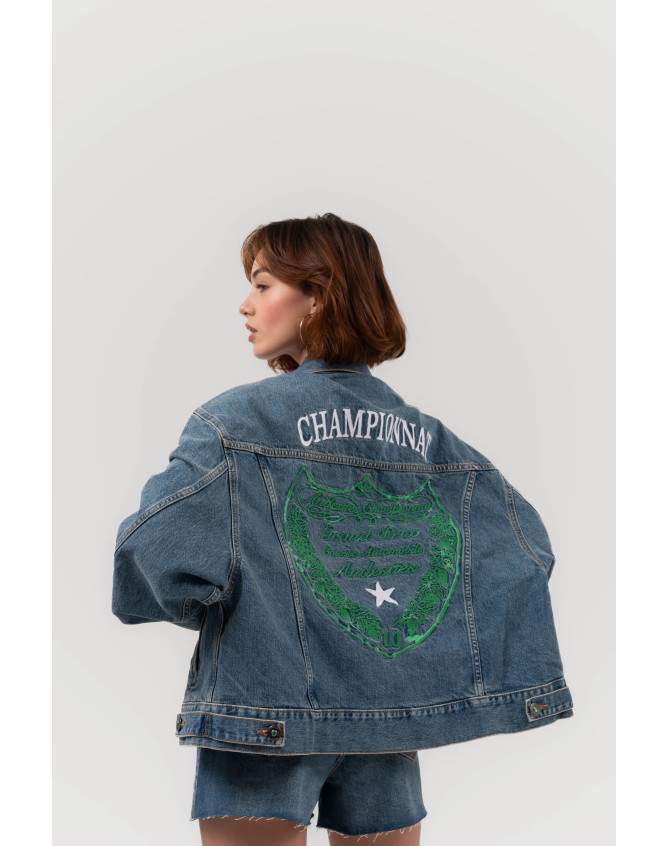 Le Championnat Cazadora vaquera...