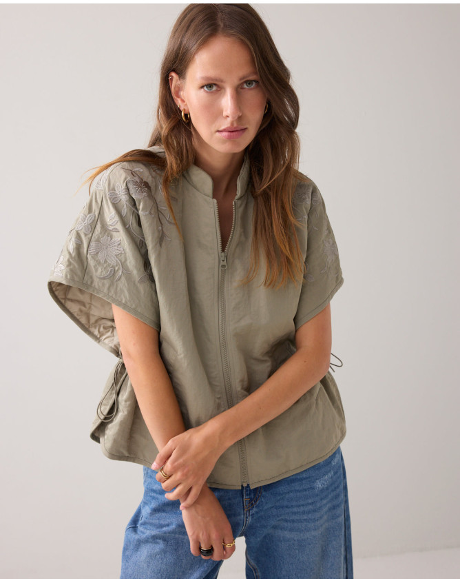 CHALECO BORDADO CON BORDADO Summum Woman