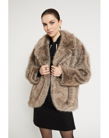 Chaquetón de pelo sintético... 2