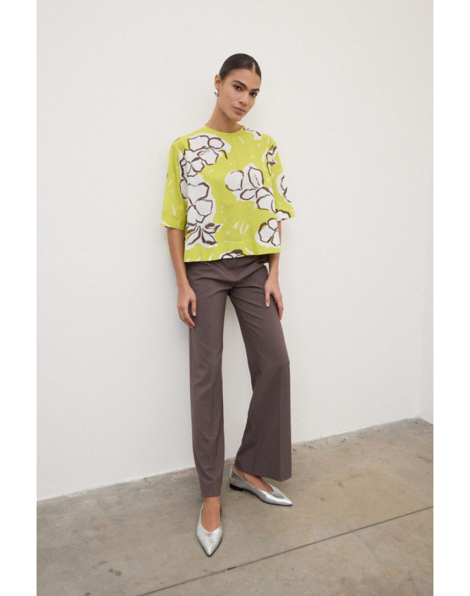 Blusa estampada con espalda abierta...